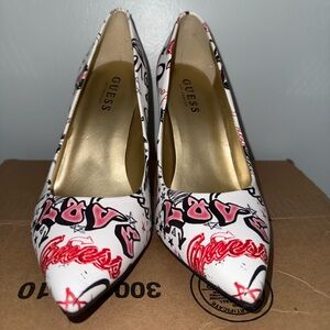 Guess Women's Love Graphic Heels - White and Pink